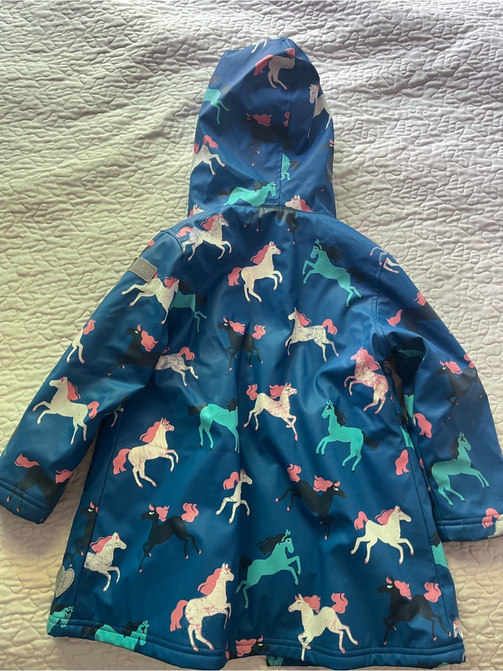 Hatley Teal Unicorn Print Hooded Raincoat (color changing when wet!) - Picture 4 of 4